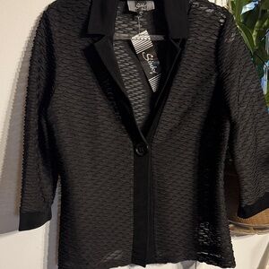 Chic Black Textured Blazer